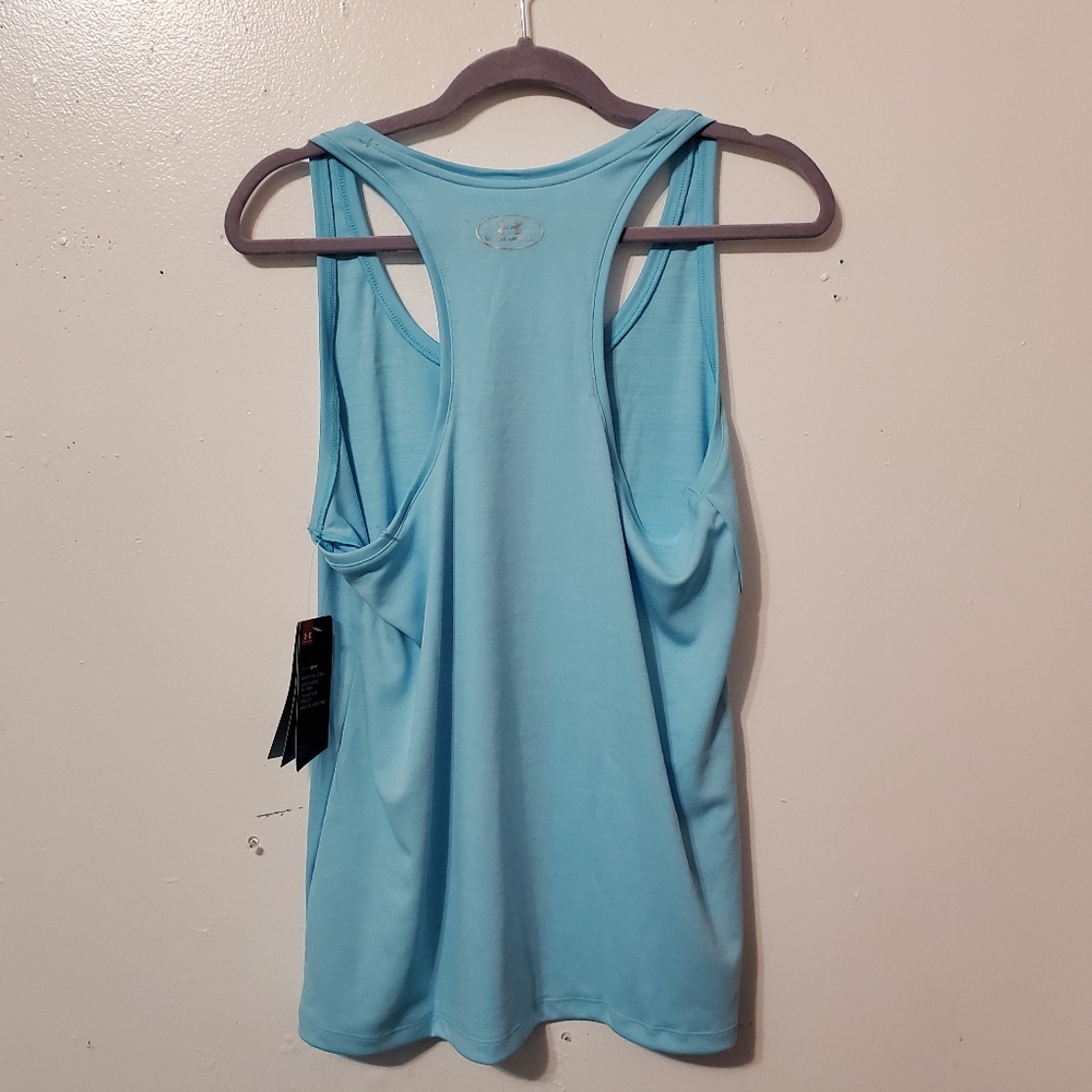 Nwt under Armour tank top. - Picture 3 of 4